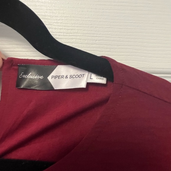 ✨ The Dell Woven Wrap Dress in Burgundy - Picture 8 of 8